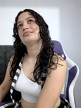 alana 2024 online show from November 4, 2025, 4:11 am