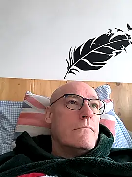 bogland33 online show from February 23, 2025, 11:00 am