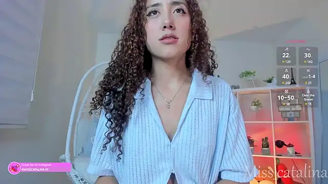 miss catalinaa online show from February 21, 2025, 11:33 am