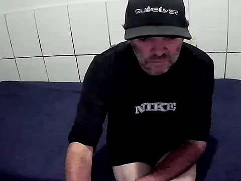 pierdona online show from September 25, 2025, 7:39 pm