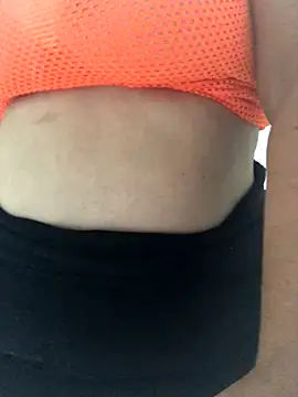 ahross online show from November 19, 2025, 8:58 am