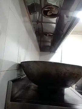 carolina linarez69 online show from October 29, 2025, 11:06 pm