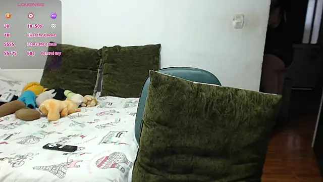 carolina linarez69 online show from February 10, 2026, 10:58 pm