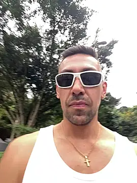 dantedesirexx online show from February 25, 2026, 7:45 pm