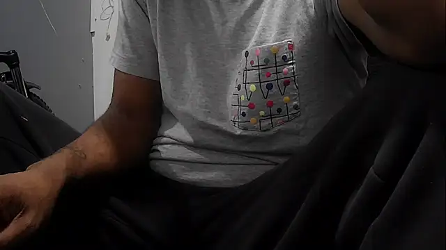 Snapshot of liTgemNYC chatting on February 16, 2026, 4:30 am liTgemNYC online show from February 16, 2026, 4:30 am