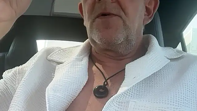 Snapshot of SunriseAngel4U chatting on July 1, 2026, 8:27 am SunriseAngel4U online show from July 1, 2026, 8:27 am