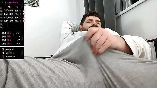 Snapshot of KingMarti chatting on December 24, 2024, 6:22 am KingMarti online show from December 24, 2024, 6:22 am