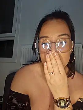 Snapshot of lindsay_33off chatting on February 23, 2026, 9:12 pm lindsay 33off online show from February 23, 2026, 9:12 pm