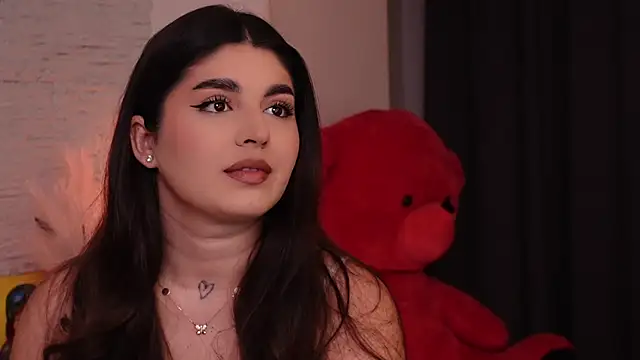 Snapshot of RachelSwaan chatting on February 7, 2025, 5:20 am RachelSwaan online show from February 7, 2025, 5:20 am