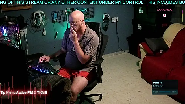 Pilot Dave 69 online show from November 8, 2025, 5:40 am