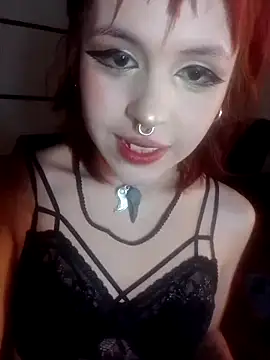 Sweetcatxx online show from December 9, 2024, 2:02 am