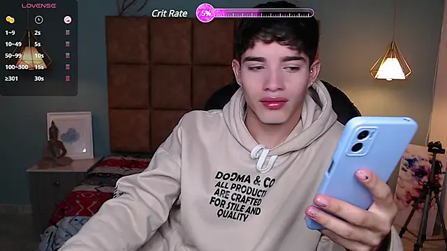 AlejooTwink online show from January 18, 2025, 6:21 pm