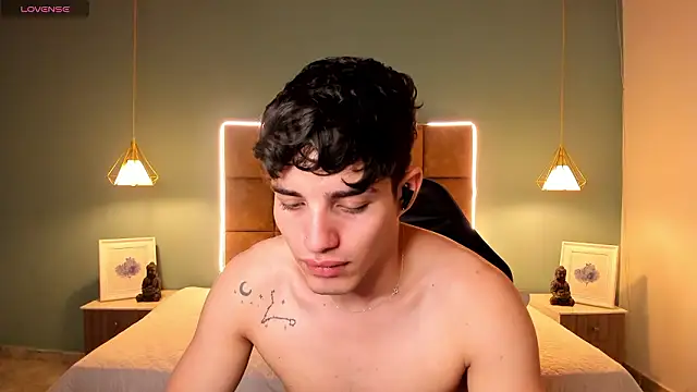 AlejooTwink online show from February 27, 2026, 8:14 am