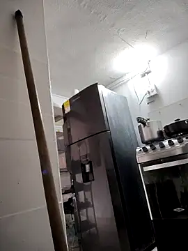 siri duque online show from February 11, 2025, 4:56 pm