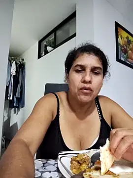 siri duque online show from February 12, 2025, 10:48 pm