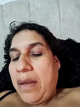 siri duque online show from February 13, 2025, 9:17 pm