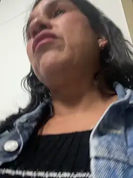 siri duque online show from September 10, 2025, 1:49 am