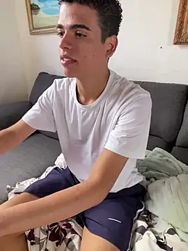 Leo bunny hot online show from January 5, 2025, 7:39 pm