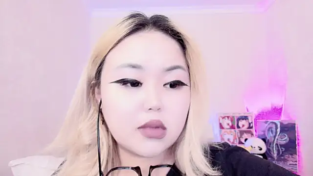 amelia sunlight online show from February 12, 2025, 12:37 am