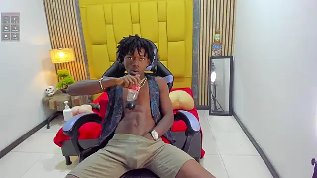 Snapshot of chimi88 chatting on January 15, 2026, 12:10 pm chimi88 online show from January 15, 2026, 12:10 pm