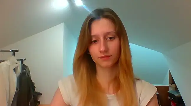 LUNA delight online show from January 15, 2025, 5:37 pm