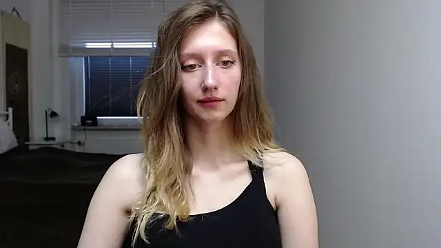 LUNA delight online show from September 22, 2025, 5:31 am