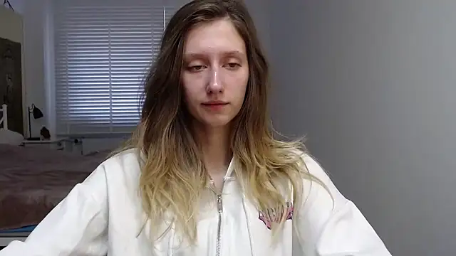 LUNA delight online show from October 6, 2025, 5:27 am