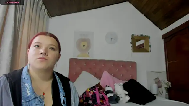 CelessteRedds online show from March 8, 2025, 11:27 am