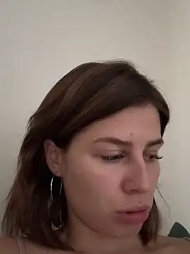 ChrisOnlyOne online show from October 16, 2025, 9:21 am