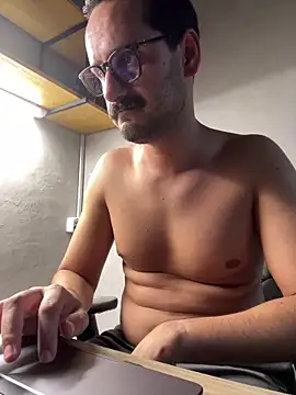 Snapshot of Superdad chatting on March 8, 2026, 8:23 pm Superdad online show from March 8, 2026, 8:23 pm