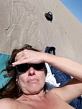 misslynexxx online show from April 8, 2026, 12:49 pm