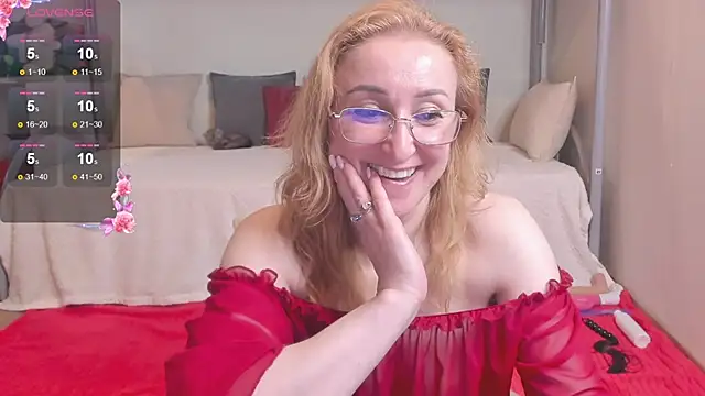 MadissonKiss online show from May 19, 2026, 1:56 am
