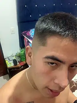 roguer darkk online show from February 12, 2025, 7:02 am