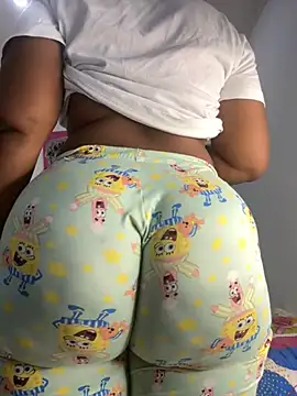 Lilybaudinx96 online show from April 14, 2026, 5:13 am