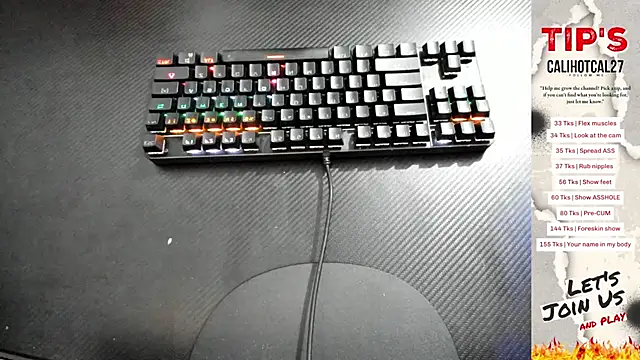 Calihotcaliente277 online show from October 8, 2025, 11:08 am