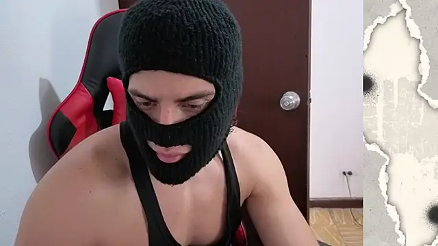 Calihotcaliente277 online show from December 15, 2025, 3:05 pm