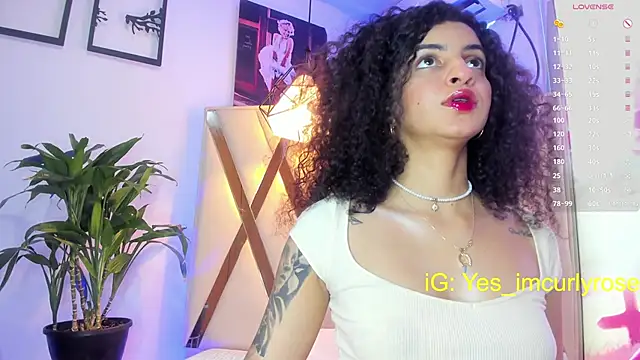 CurlyRose   online show from March 5, 2025, 8:10 pm