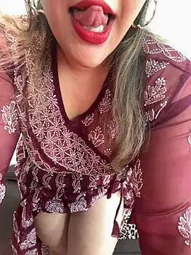 famous indian girl online show from September 20, 2025, 6:09 pm