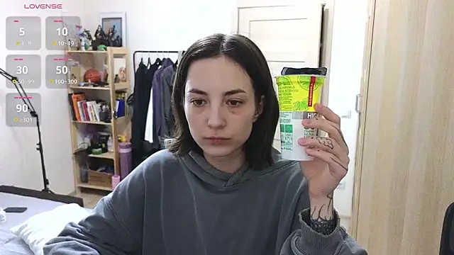 Space X Roxy  online show from November 1, 2025, 6:21 pm