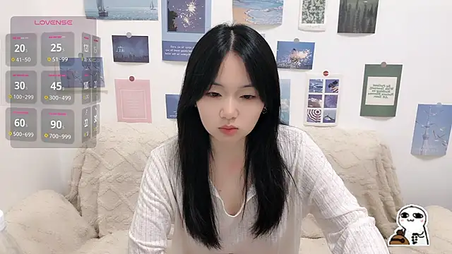 LiLiYbaby online show from October 7, 2025, 6:21 am