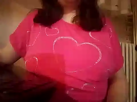 AalinnaK online show from November 18, 2025, 11:14 am