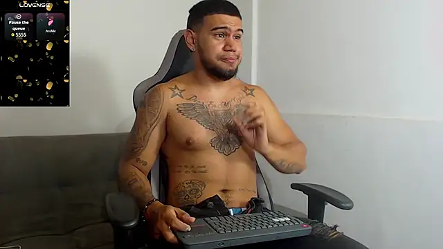 Aaron Hunter  online show from October 1, 2025, 8:42 am