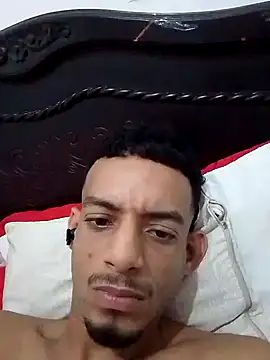 Snapshot of alvaroenriqe23 chatting on October 21, 2025, 5:46 pm alvaroenriqe23 online show from October 21, 2025, 5:46 pm