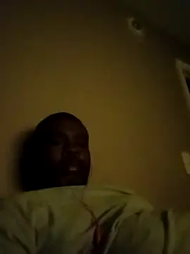 Snapshot of SLOWSTRO chatting on December 23, 2024, 1:40 am SLOWSTRO online show from December 23, 2024, 1:40 am