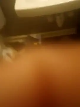 Snapshot of SLOWSTRO chatting on December 29, 2024, 12:45 pm SLOWSTRO online show from December 29, 2024, 12:45 pm