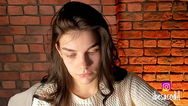 Snapshot of adriana_allien chatting on January 10, 2025, 8:37 pm adriana allien online show from January 10, 2025, 8:37 pm