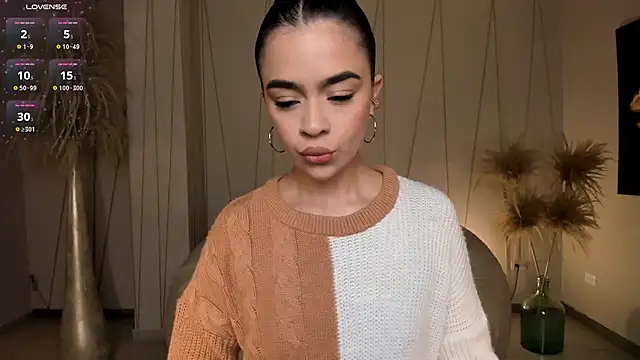 AlanaCraft online show from October 3, 2025, 12:24 pm