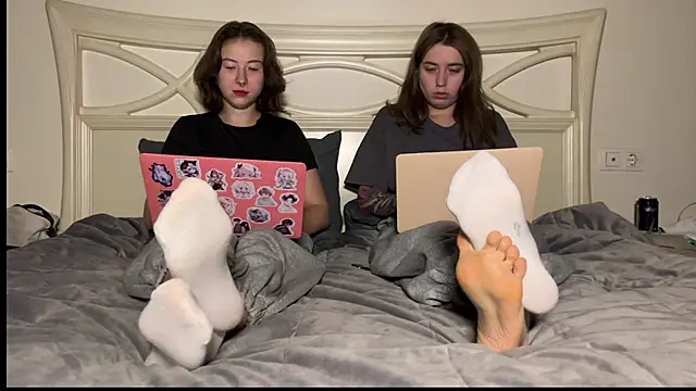 Snapshot of misswishh_ chatting on February 6, 2025, 8:56 pm misswishh online show from February 6, 2025, 8:56 pm