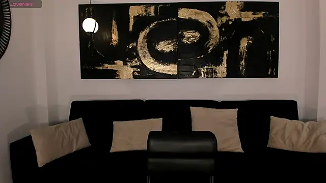 AllisonRogersX online show from February 7, 2025, 9:47 am