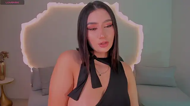 MaddisonLowe online show from July 12, 2026, 5:26 pm
